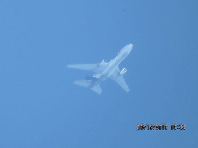 McDonnell Douglas DC-10 (N318FE)