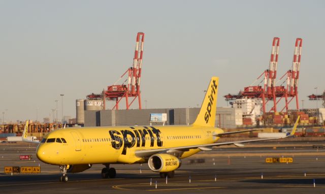 Airbus A320 (N657NX)
