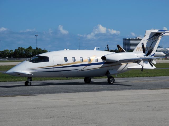 Piaggio P.180 Avanti (N130SL) - A very fast aircraft. Jet speeds at turboprop fuel flows.