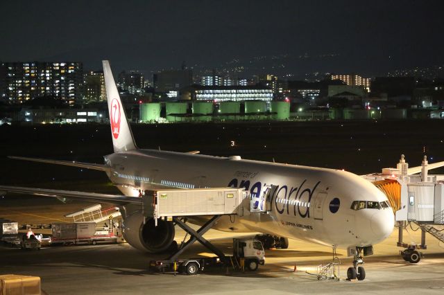 BOEING 777-300 (JA752J) - 06 November 2016