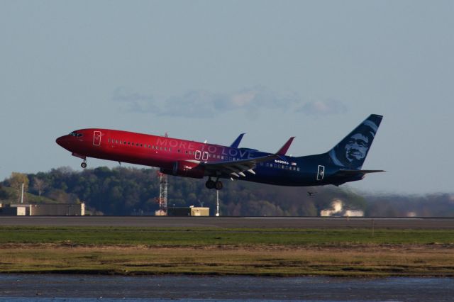 Boeing 737-900 (N493AS)