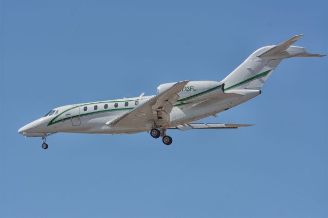 Cessna Citation X (N713FL) - CYHU, 01-04-2019