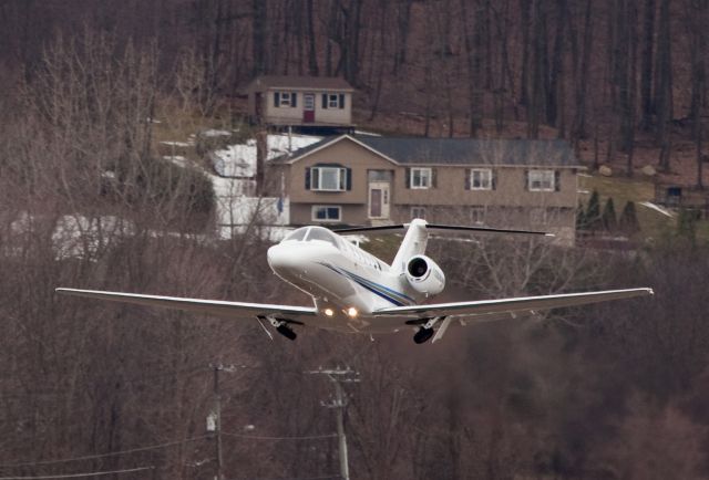 Cessna Citation CJ2+ (N971TB) - One of RELIANT AIRs CJ2. They have the lowest fuel price on the Danbury (KDXR) airport!