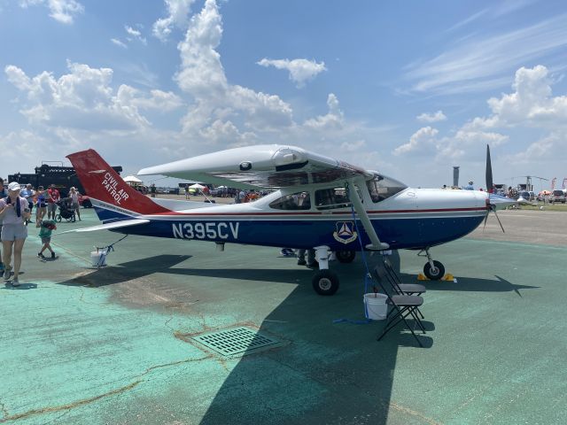 Cessna Skylane (N395CV) - Date Taken: Saturday, June 22, 2023br /br /From the 2024 Dayton Air Show, starring the U.S. Navy Blue Angels!