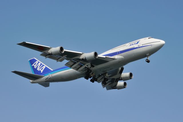 Boeing 747-400 (JA8959)