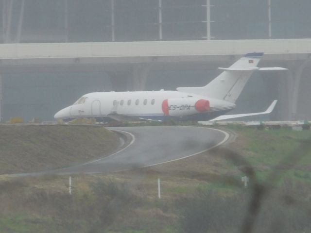 Hawker 800 (CS-DPA)