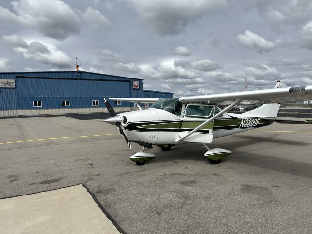 Cessna Skylane (N2800F)