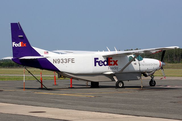 Cessna Caravan (N933FE)