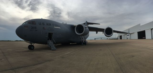 Boeing Globemaster III —