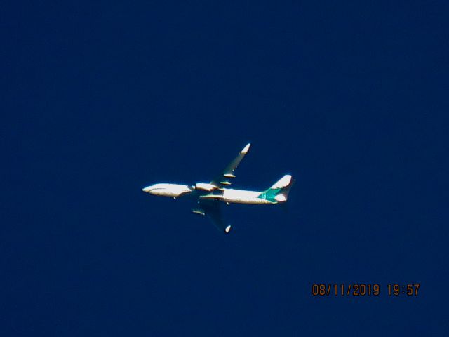 Boeing 737-800 (N916NN)