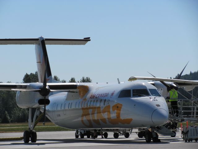 de Havilland Dash 8-100 (C-FJFM)