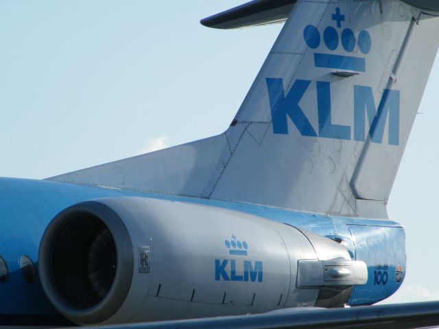 Fokker 100 (PH-OFE) - Fokker 100 at Schiphol Airport