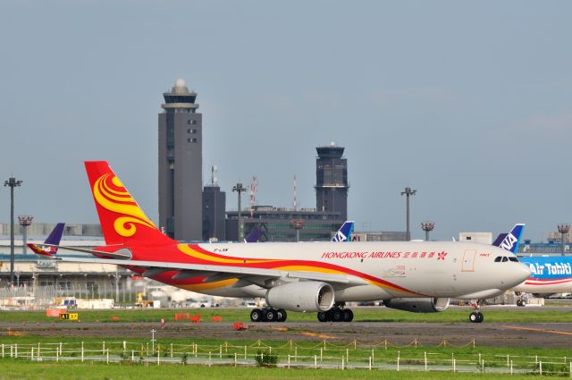 Airbus A330-200 (B-LNW) - 2012/7/9撮影