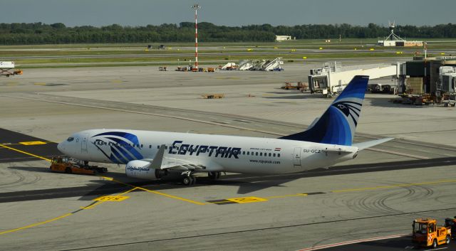 Boeing 737-800 (SU-GCZ) - EgyptAir Boeing 737-866(WL) SU-GCZ at Malpensa Airport