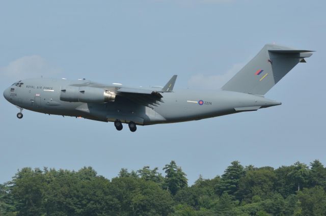 Boeing Globemaster III (ZZ174) - Ascot 6722 Heavy arriving from RAF Brize Norton 