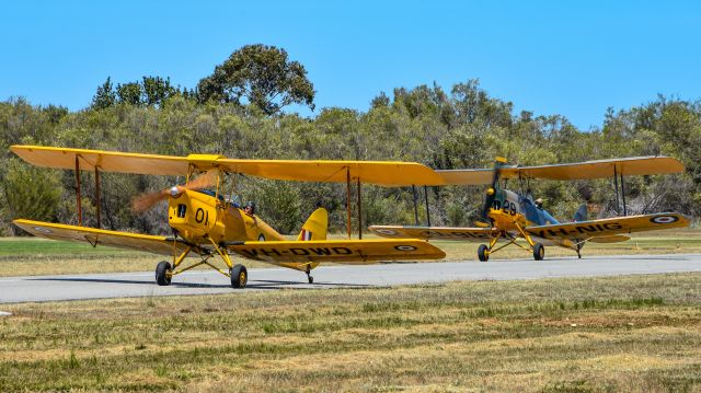 OGMA Tiger Moth (VH-DWD)