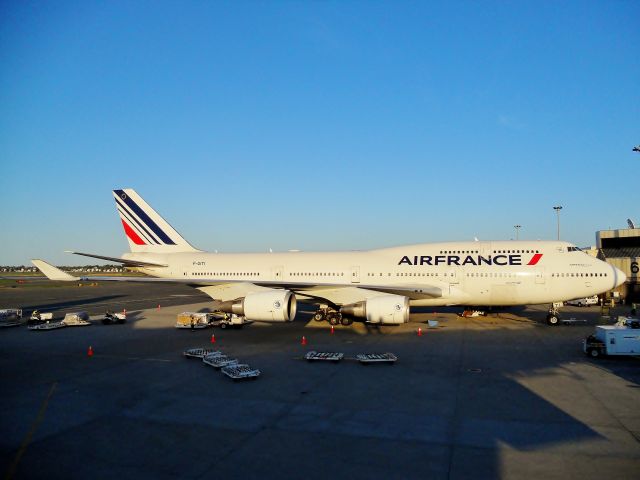 Boeing 747-400 (F-GITI)