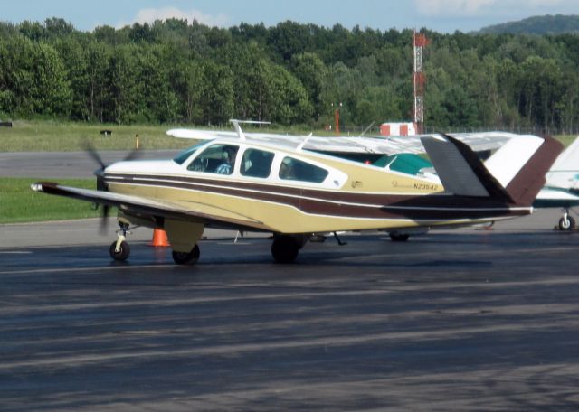 Beechcraft 35 Bonanza (N23542)