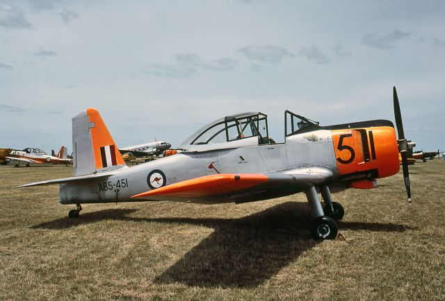 A85451 — - AUSTRALIA - AIR FORCE - COMMONWEALTH CA-25 WINJEEL - REG 85-451 (CN CA25-51) - POINT COOK VIC. AUSTRALIA - YMPC (5/12/1976)