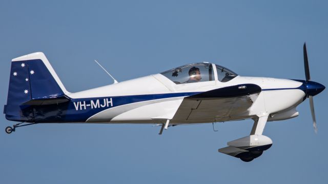 Vans RV-6 (VH-MJH)