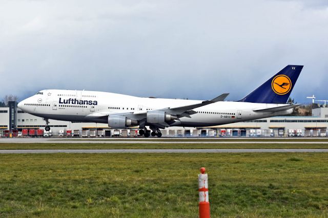 Boeing 747-400 (D-ABVX)