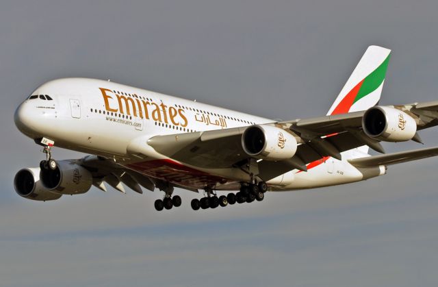 Airbus A380-800 (A6-EDB)