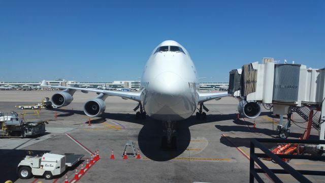 Boeing 747-400 (D-ABVY)