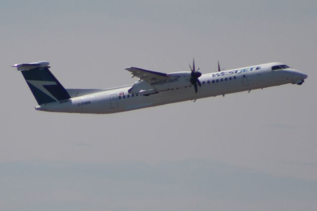 de Havilland Dash 8-400 (C-FHEN)