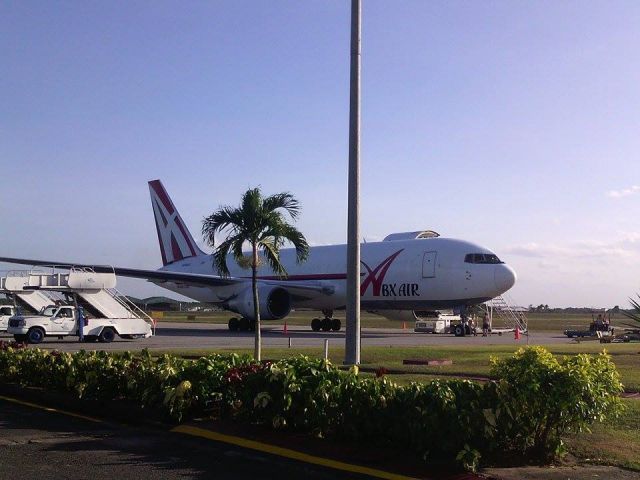 BOEING 767-200 —