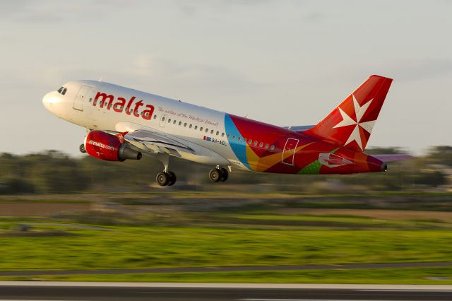 Airbus A319 (9H-AEL) - Take off runway 13 early winter morning.