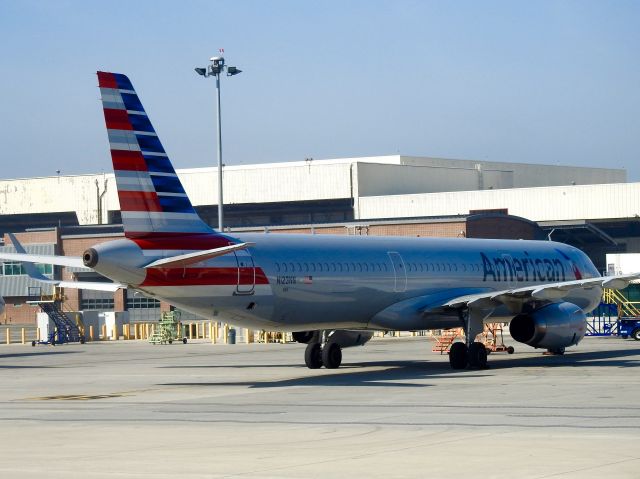 Airbus A321 (N123NN) - AAL283 LAX-HNL