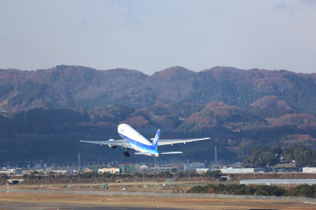 Boeing 777-200 (JA8969)