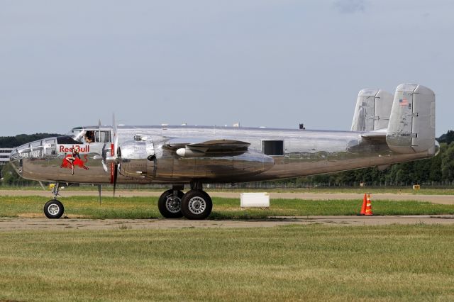 North American TB-25 Mitchell (N6123C)