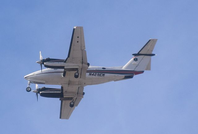 Beechcraft Super King Air 200 (N429EM)
