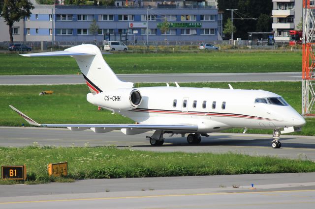 Canadair Challenger 350 (CS-CHH)