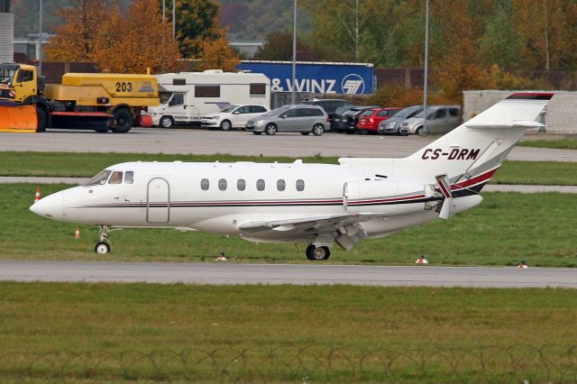 Hawker 800 (CS-DRM)