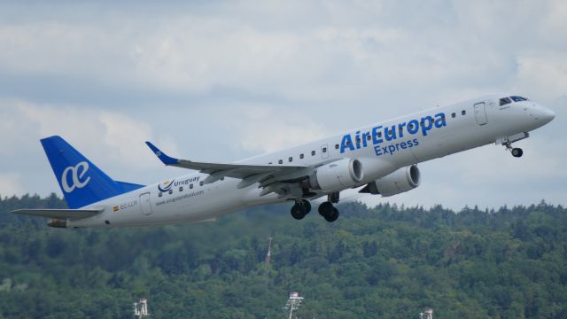 EMBRAER 195 (EC-LLR)