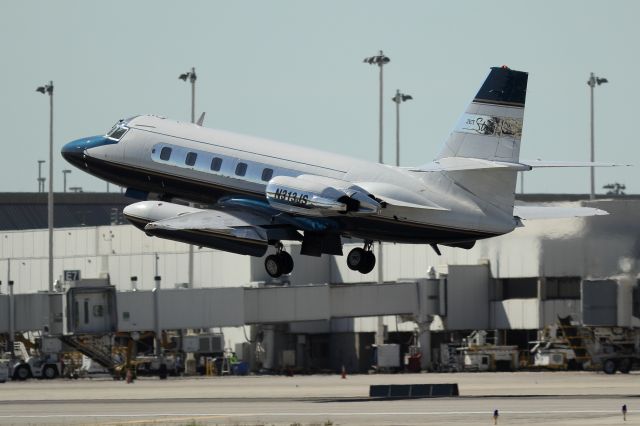 Lockheed Jetstar 2 (N313JS) - you dont see too many of these in such nice condition.