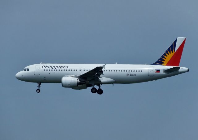 Airbus A320 (RP-C8620) - Final approach to NRT Rwy34R (2017/06/19)