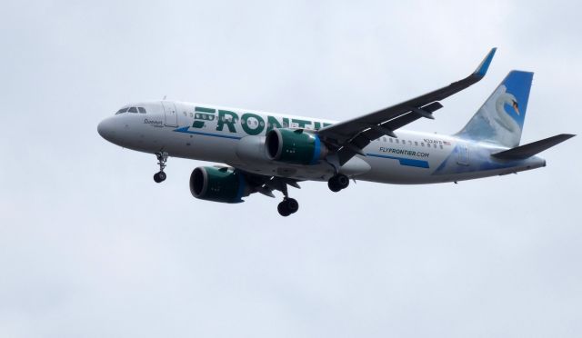 Airbus A320 (N324FR) - On final is this 2017 Frontier Airlines Airbus A320-251N with "Summer" the Swan on the tail in the Spring of 2019.