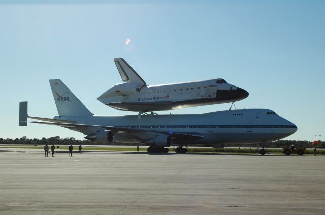 Boeing 747-200 (N911NA) - NASAs Shuttle Carrier Aircraft returns Endeavour to Kennedy Space Center, FL.