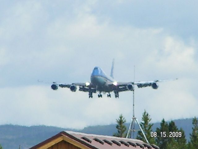 Boeing 747-200 (N29000) - Soon to be AFR1 on short final over FBO Yellowstone Aviation for KWYS