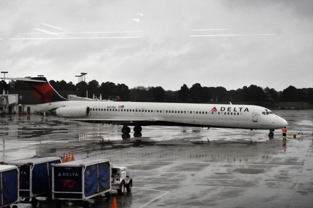 McDonnell Douglas MD-88 (N917DL) - After push back before departure to Atlanta. Taken 3/30/18