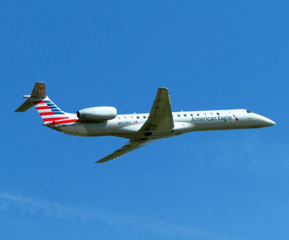 Embraer ERJ-145 (N662EH)