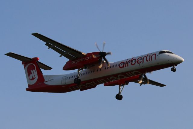 de Havilland Dash 8-400 (D-ABQF)