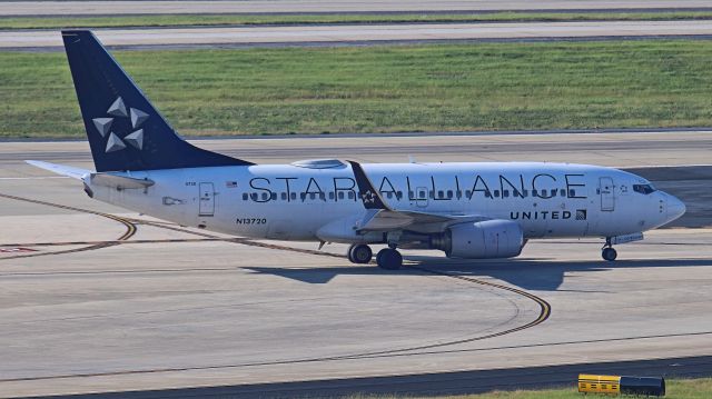 Boeing 737-700 (N13720) - Atlanta, GA, October 7, 2018 -- This shot was made from room 1114 in the Renaissance Concourse Hotel.