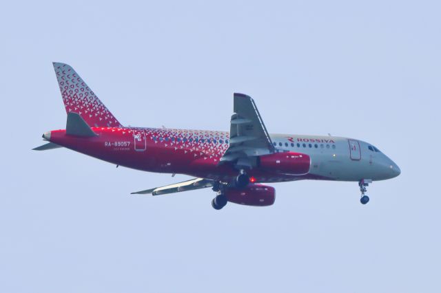 Sukhoi Superjet 100 (RA-89057)