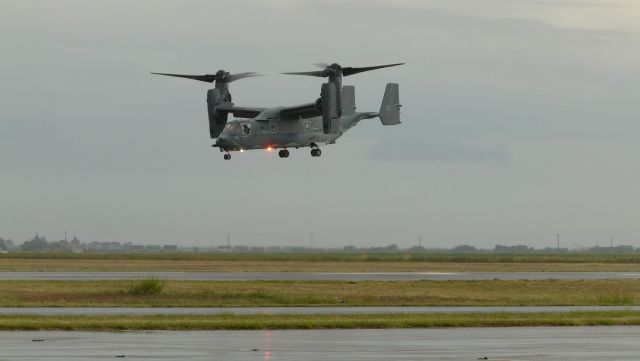 — — - CV-22 from Cannon AFB, NM at Clovis Muni.