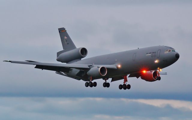 84-0186 — - mcguire kc-10a 84-0186 on a late evening arrival at shannon 15/7/14.