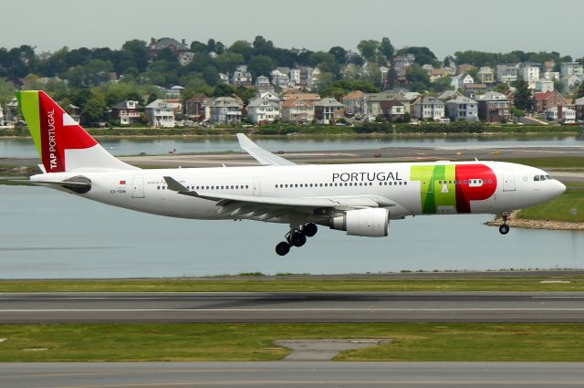 Airbus A330-300 (CS-TON) - Air Portugal 217 arriving from Lisbon